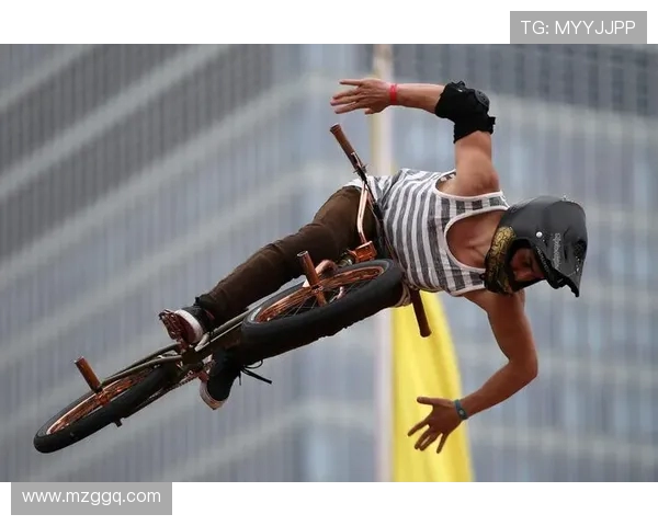 广州极限运动队在世界街舞大赛中以60分稳居积分榜首位